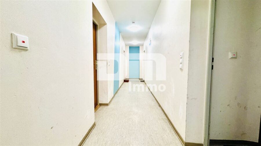 (R)eserviert! Kompaktes Apartment 2 von 3 in zentraler Lage - 2 Flurbereich / Diele